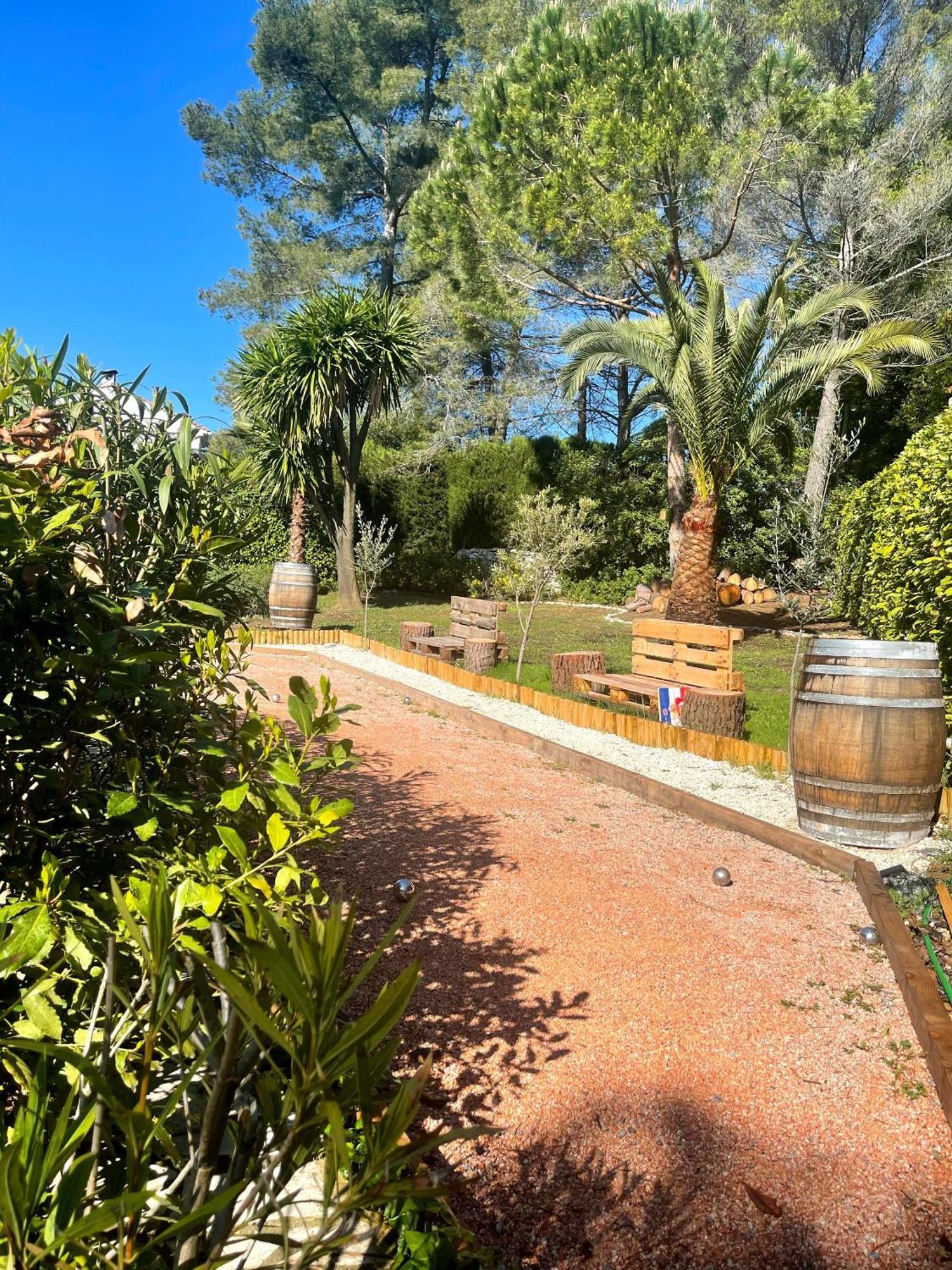 Le Mas De Camassade Tourrettes-sur-Loup Exterior photo